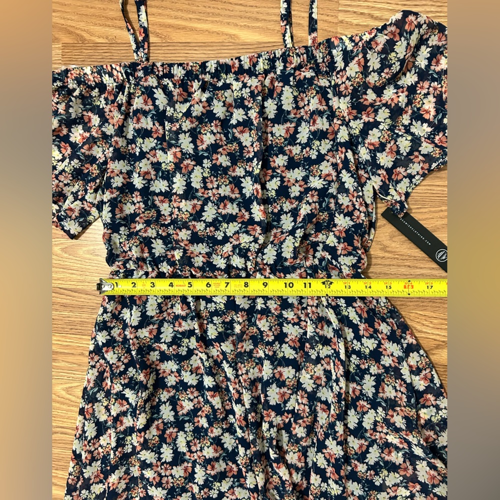 High/Low Dress - Picture 5 of 7